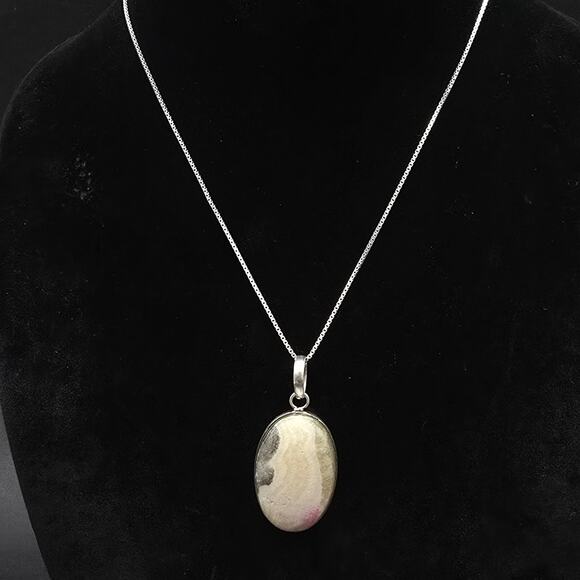 Pink Agate Sterling Silver Pendant Necklace 18 Inch Chain - Picture 9 of 11